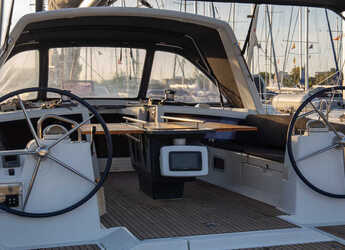Rent a sailboat in Kavala - Marina Perigialiou - Oceanis 48