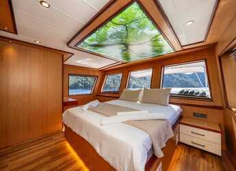 Rent a yacht in Ece Marina - Motoryacht Lila Trawler