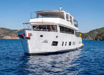 Rent a yacht in Ece Marina - Motoryacht Lila Trawler