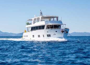 Rent a yacht in Ece Marina - Motoryacht Lila Trawler
