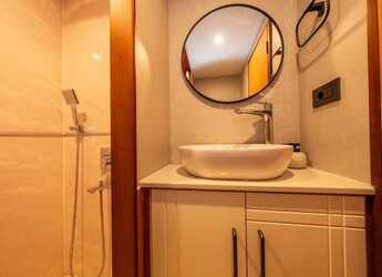 Rent a yacht in Ece Marina - Motoryacht Lila Trawler