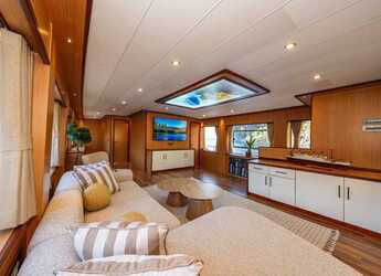 Rent a yacht in Ece Marina - Motoryacht Lila Trawler
