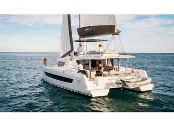 Alquilar catamarán en Club Naútico de Sant Antoni de Pormany - Bali 4.6