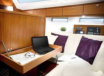 Rent a sailboat in Marina Kastela - Bavaria Cruiser 46 - 4 cab.