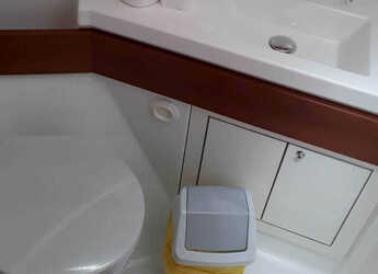 Chartern Sie segelboot in Marina Zeas - Oceanis 46.1