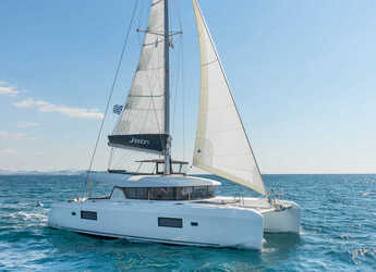 Rent a catamaran in Marina Skiathos  - Lagoon 42 A/C & GEN & WM