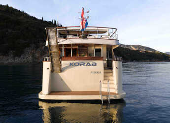 Rent a yacht in Rijeka - Motoryacht Korab