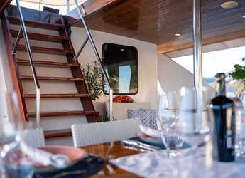 Rent a yacht in Rijeka - Motoryacht Korab