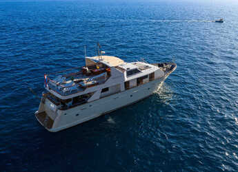 Rent a yacht in Rijeka - Motoryacht Korab