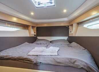 Rent a yacht in Marina Cala D' Or - Bavaria SR36 Open Top