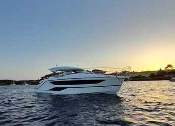 Rent a yacht in Marina Cala D' Or - Bavaria SR36 Open Top