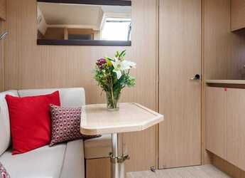 Rent a yacht in Marina Cala D' Or - Bavaria SR36 Open Top