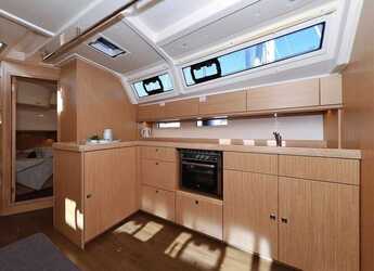 Rent a sailboat in Marina Polesana - Bavaria Cruiser 46 - 4 cab.