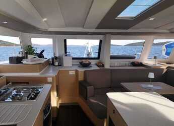 Rent a catamaran in Veruda - Fountaine Pajot FP 41 Quatuor 3