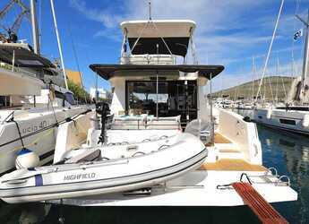 Chartern Sie motorkatamaran in Trogir (ACI marina) - Fountaine Pajot MY 37