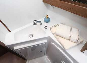 Alquilar catamarán en Marina Hramina - Lagoon 42 - 4 + 2 cab.