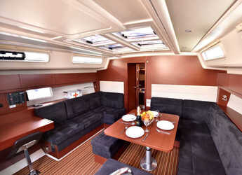 Chartern Sie segelboot in D-Marin Gocek - Hanse 458