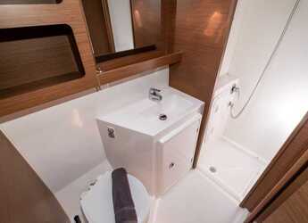 Rent a catamaran in Marina Skiathos  - Lagoon 42