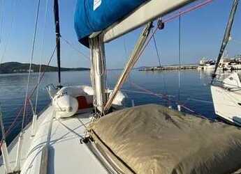 Rent a sailboat in Nikiti - Sun Odyssey 45