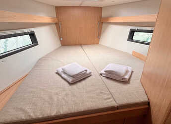 Rent a sailboat in Cecina - Bavaria C42