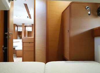 Rent a sailboat in Pylos Marina - Sun Odyssey 519