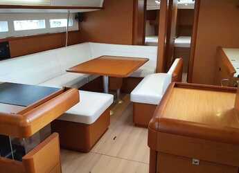 Rent a sailboat in Pylos Marina - Sun Odyssey 519