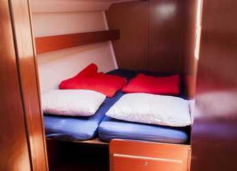 Chartern Sie segelboot in Adhamas - Cyclades 50.5