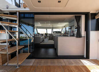Alquilar catamarán a motor en Port Zakinthos - Fountaine Pajot MY6