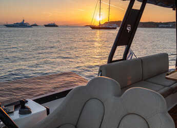 Alquilar catamarán a motor en Port Zakinthos - Fountaine Pajot MY6