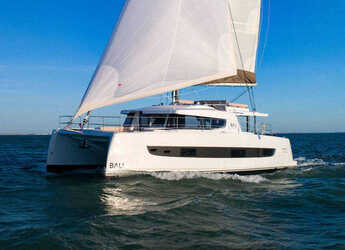Rent a catamaran in Marina Tourlos - Bali 4.4