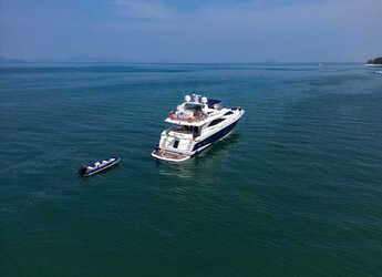 Chartern Sie yacht in Ao Po Grand Marina - Sunseeker 90