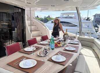 Chartern Sie yacht in Ao Po Grand Marina - Sunseeker 90