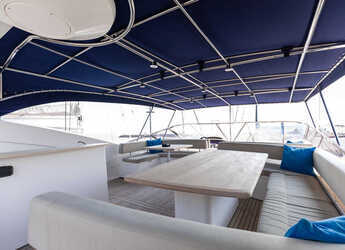 Chartern Sie yacht in Ao Po Grand Marina - Sunseeker 90