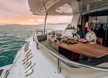 Chartern Sie yacht in Ao Po Grand Marina - Sunseeker 90