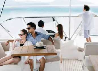 Chartern Sie yacht in Ao Po Grand Marina - Sunseeker 90