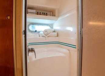 Chartern Sie motorboot in Ornos bay - Sealine S37