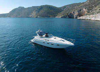 Chartern Sie motorboot in Ornos bay - Sealine S37