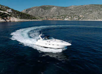 Chartern Sie motorboot in Ornos bay - Sealine S37