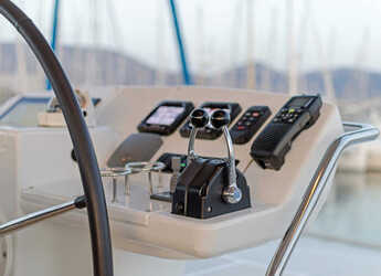 Louer catamaran à Trget Port - Lagoon 560