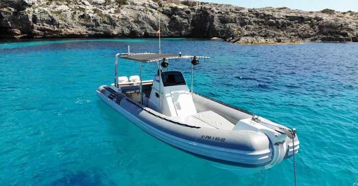 Rent a dinghy in Marina Ibiza - Sacs S33 X-File (Day charter only)