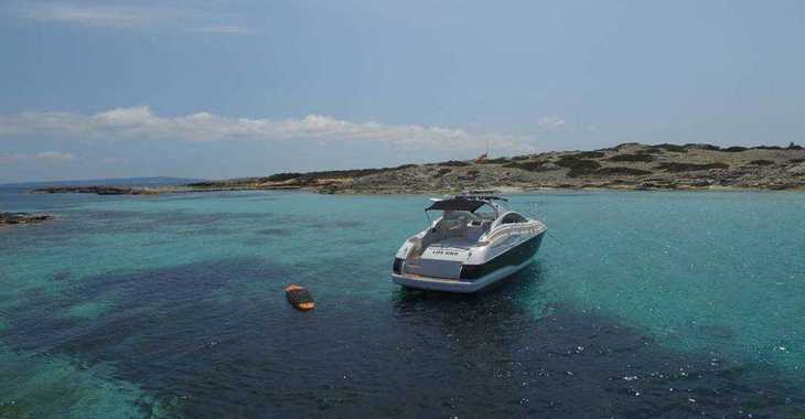 Louer yacht à Marina Ibiza - Astondoa 40