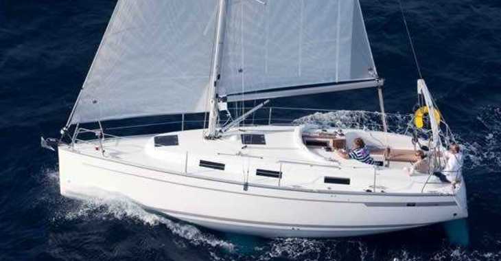 Rent a sailboat in Vilanova i la Geltru - Bavaria 32 Cruiser