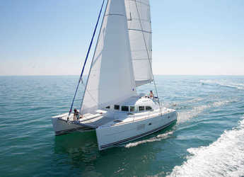 Chartern Sie katamaran in Port Mahon - Lagoon 380