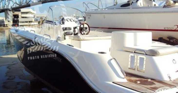 Rent a motorboat in Marina Ibiza - Atomix 8.2 CC