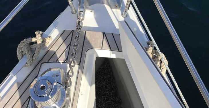 Rent a sailboat in Muelle de la lonja - Sun Odyssey 519