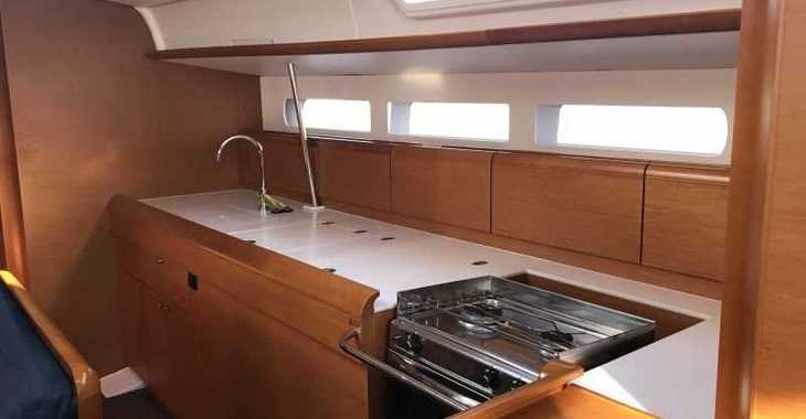Rent a sailboat in Muelle de la lonja - Sun Odyssey 519