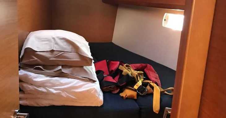 Rent a sailboat in Muelle de la lonja - Sun Odyssey 519