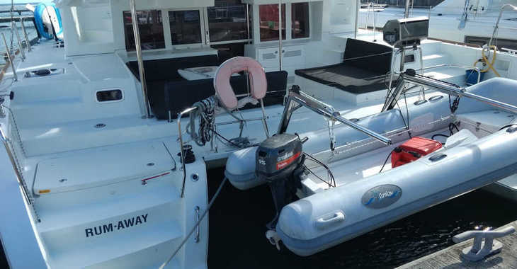 Alquilar catamarán en Maya Cove, Hodges Creek Marina - Lagoon 450