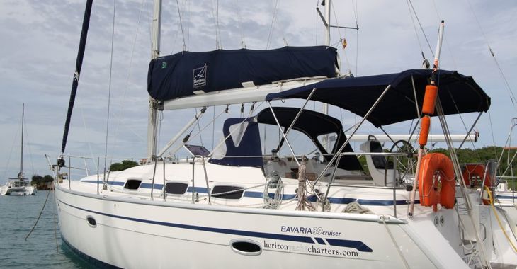 Rent a sailboat in True Blue Bay Marina - Bavaria 39 Cruiser