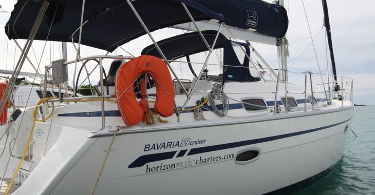Chartern Sie segelboot in True Blue Bay Marina - Bavaria 39 Cruiser